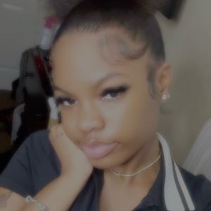 Meet your Posher, Kamyah